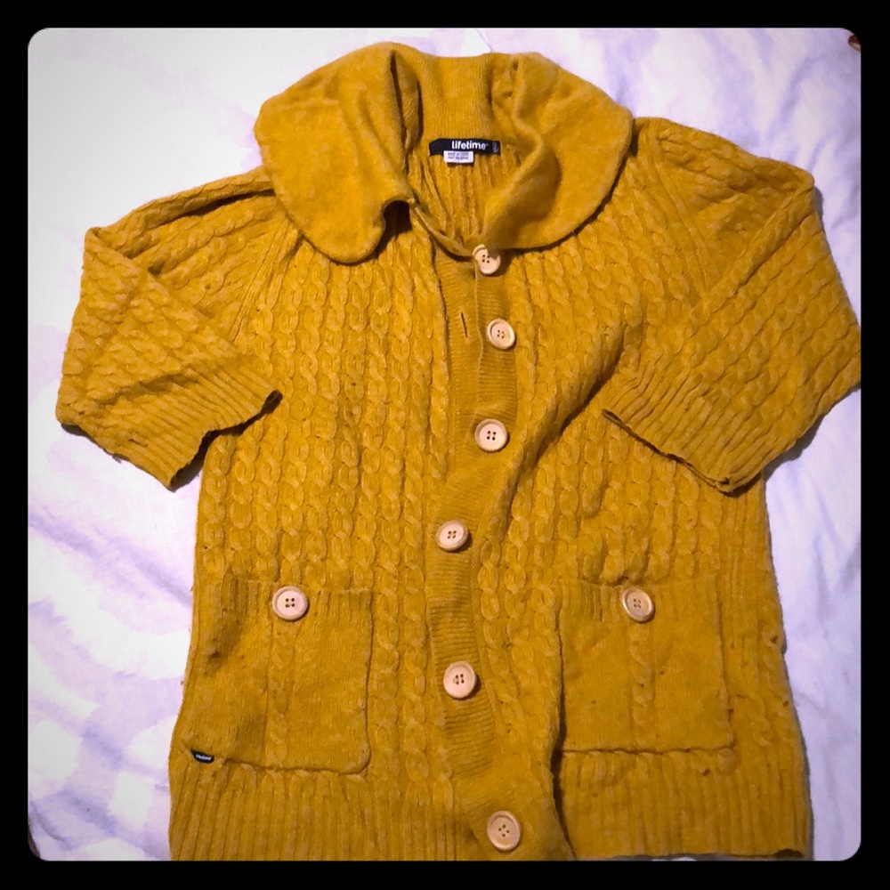 Lifetime mustard yellow sweater